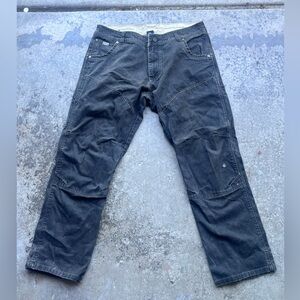 Men's Kuhl “The Law” Pants 
Size 38x30